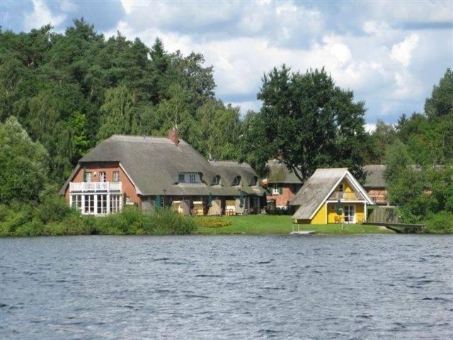 Ferien Direkt Am Wasser Mit Hund 克拉科夫西 外观 照片